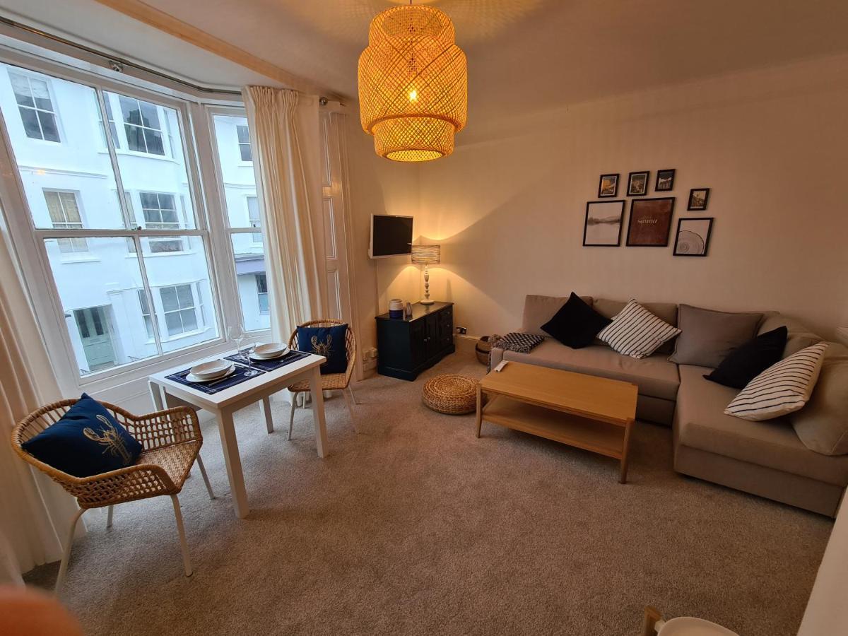 Centrally Located, Comfortable Apartment Near Station, Beach And North Laines Hove Exteriér fotografie