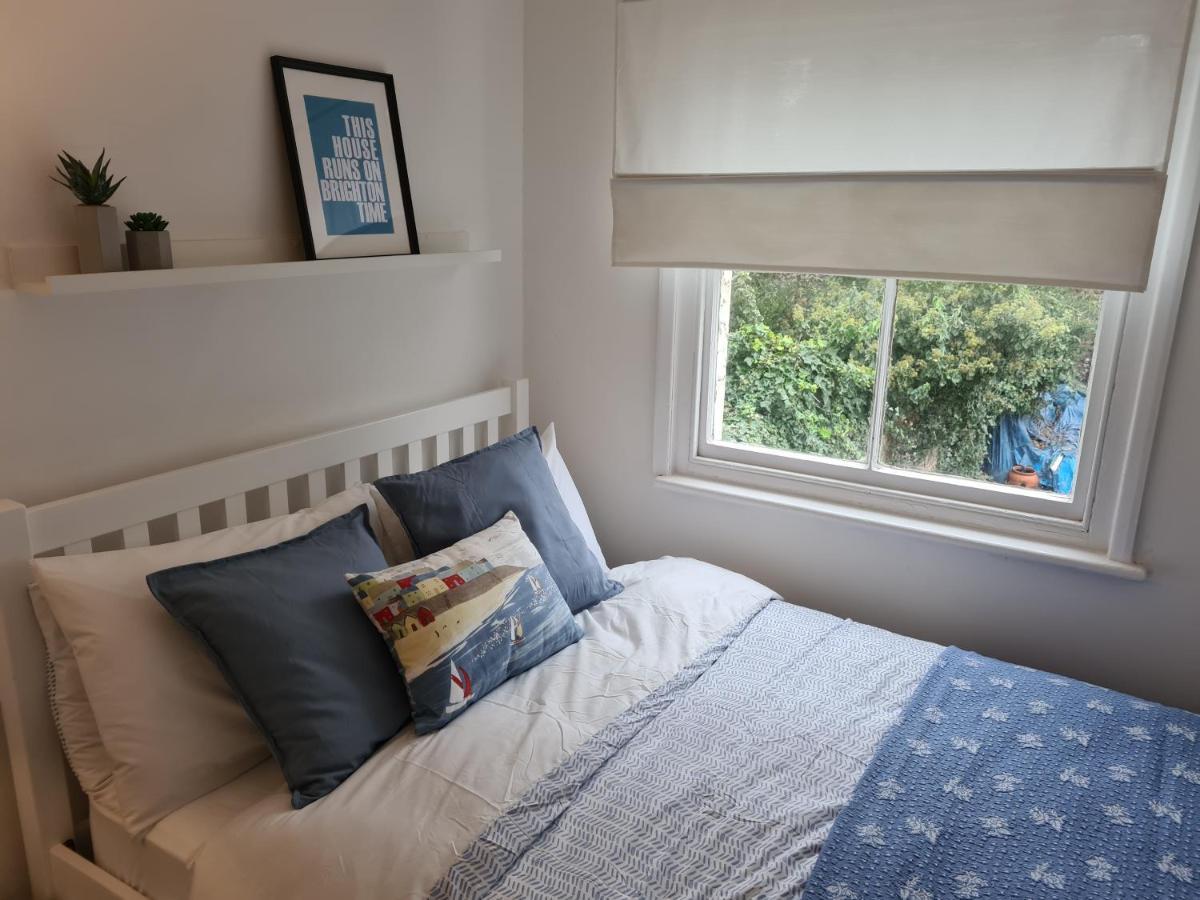Centrally Located, Comfortable Apartment Near Station, Beach And North Laines Hove Exteriér fotografie