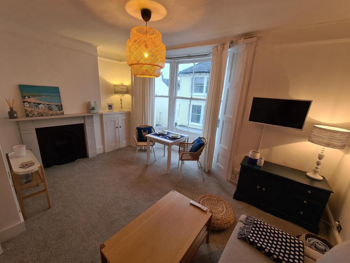 Centrally Located, Comfortable Apartment Near Station, Beach And North Laines Hove Exteriér fotografie