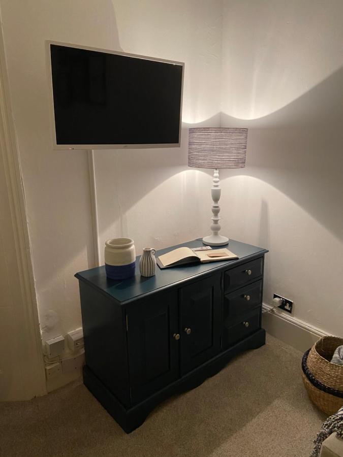 Centrally Located, Comfortable Apartment Near Station, Beach And North Laines Hove Exteriér fotografie