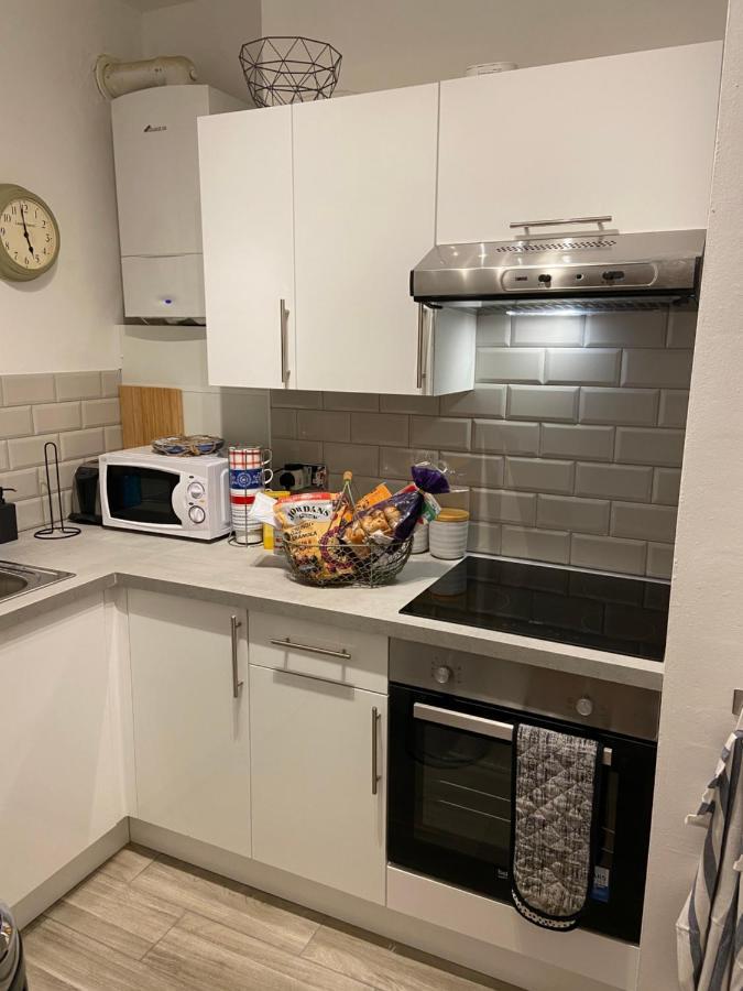 Centrally Located, Comfortable Apartment Near Station, Beach And North Laines Hove Exteriér fotografie