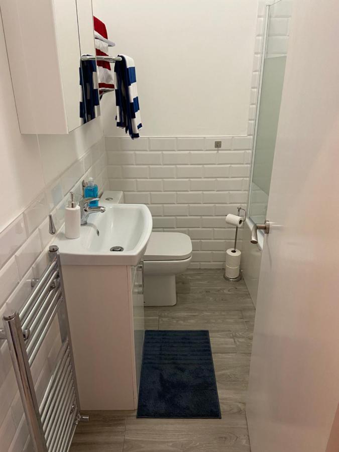 Centrally Located, Comfortable Apartment Near Station, Beach And North Laines Hove Exteriér fotografie